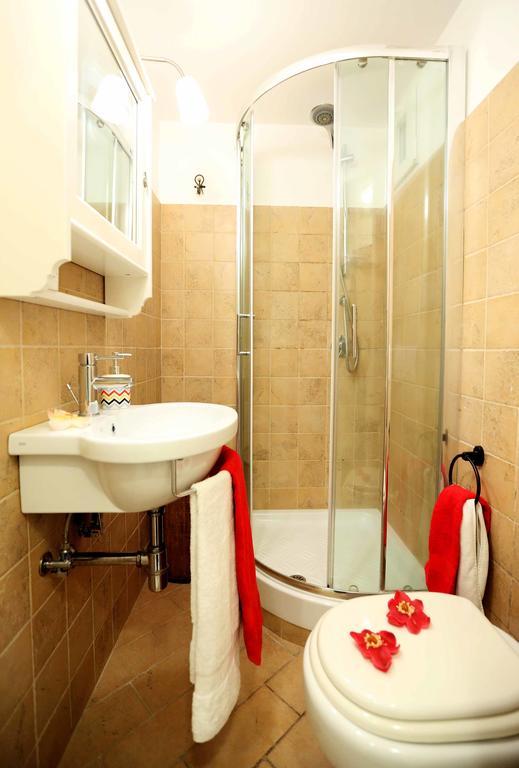 Riari Trastevere Apartment Roma Dış mekan fotoğraf